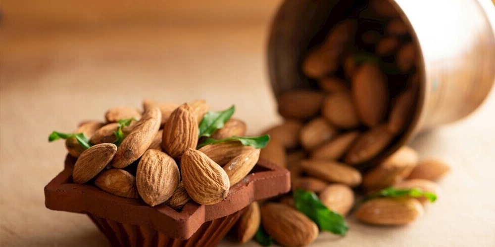 Other Products picture Almonds 1